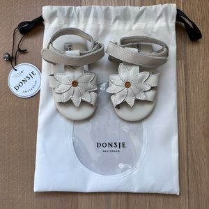 Donsje Amsterdam rubber sole sandal with daisy motif